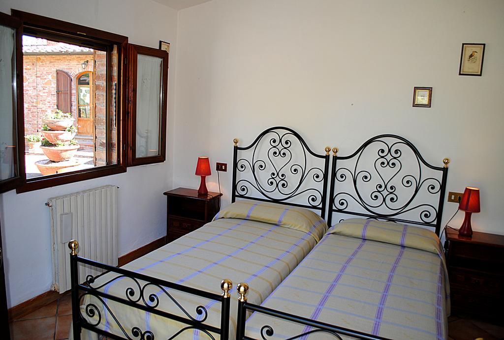 Le Corolle Villa มอนติปุลเชียโน ภายนอก รูปภาพ